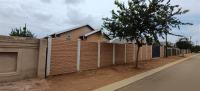 Front View of property in Savanna City