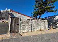 House for Sale for sale in Grassy Park