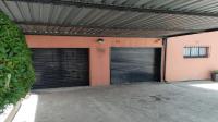 Garage of property in Mondeor