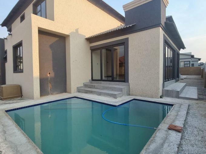 6 Bedroom House for Sale For Sale in Polokwane MR588839
