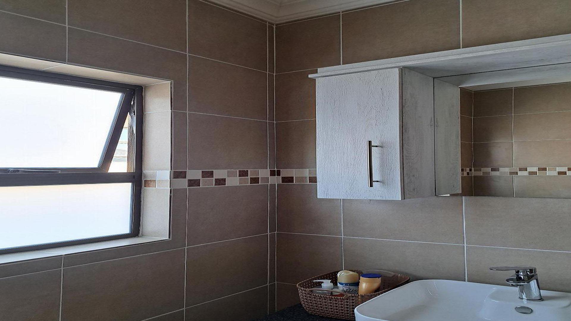 Bathroom 2 of property in Bela-Bela (Warmbad)