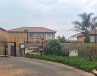 Front View of property in Wilgeheuwel 