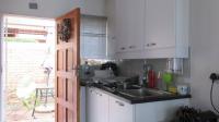Kitchen - 8 square meters of property in Wilgeheuwel 