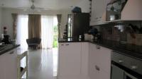 Kitchen - 8 square meters of property in Wilgeheuwel 