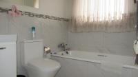 Bathroom 1 - 4 square meters of property in Wilgeheuwel 