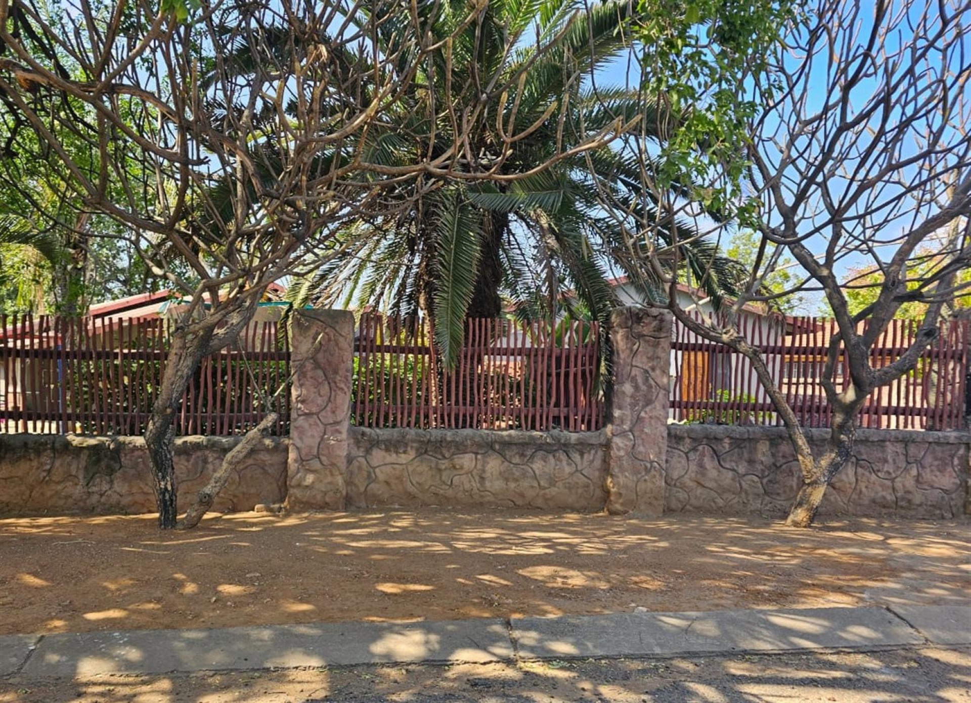 Front View of property in Phalaborwa
