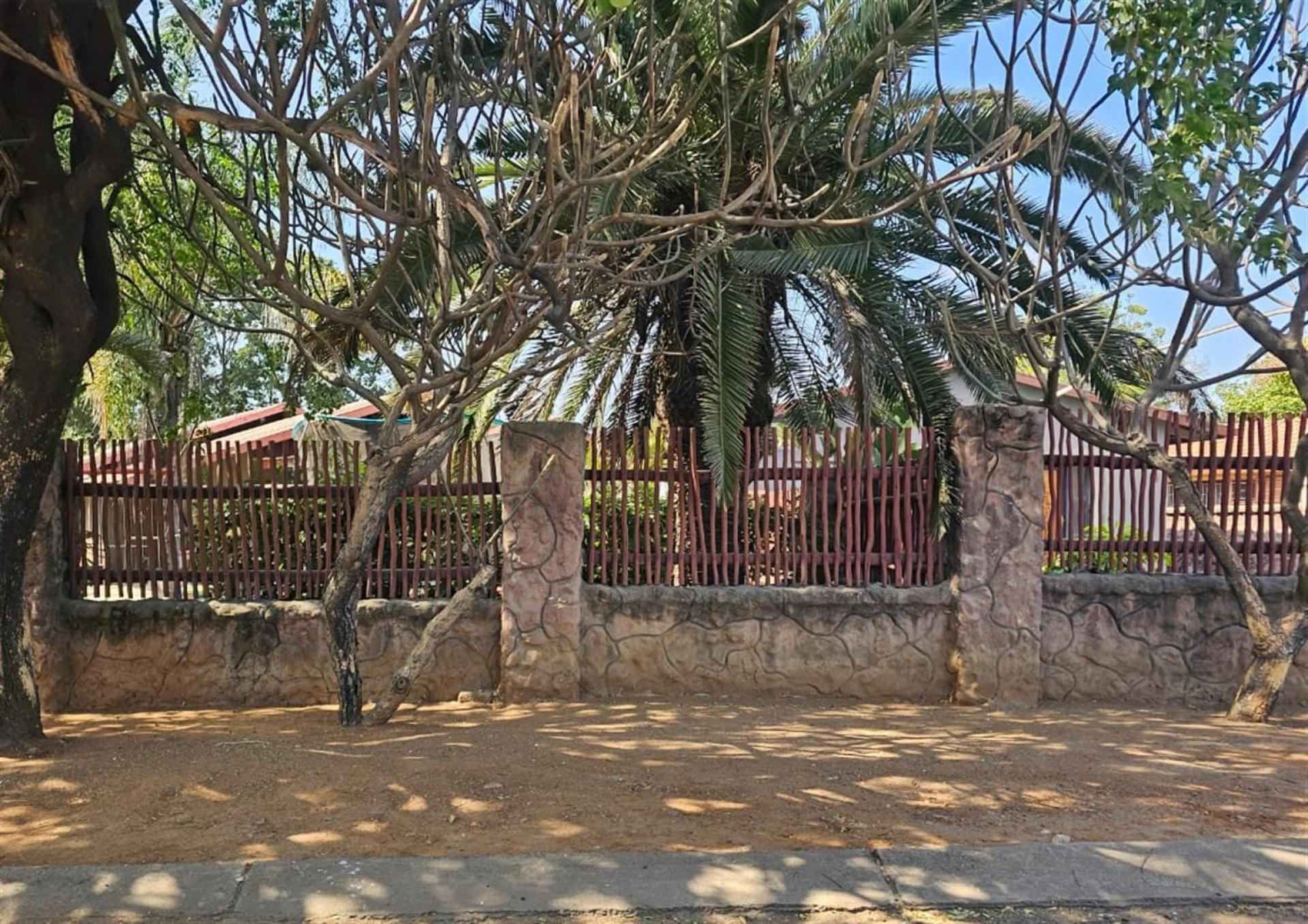 Front View of property in Phalaborwa