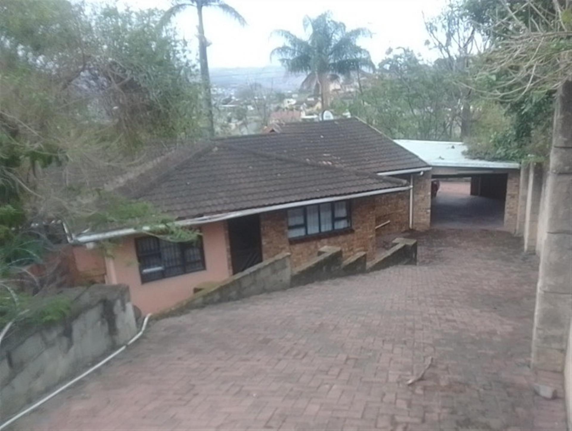 Front View of property in Earlsfield
