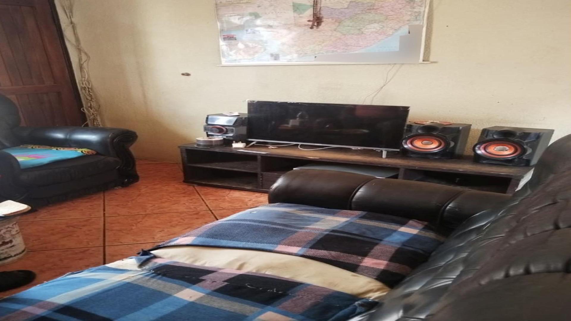 Lounges of property in Mamelodi