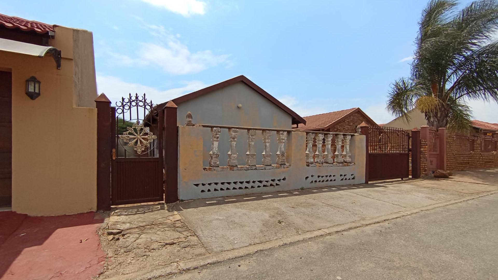 Front View of property in Mamelodi