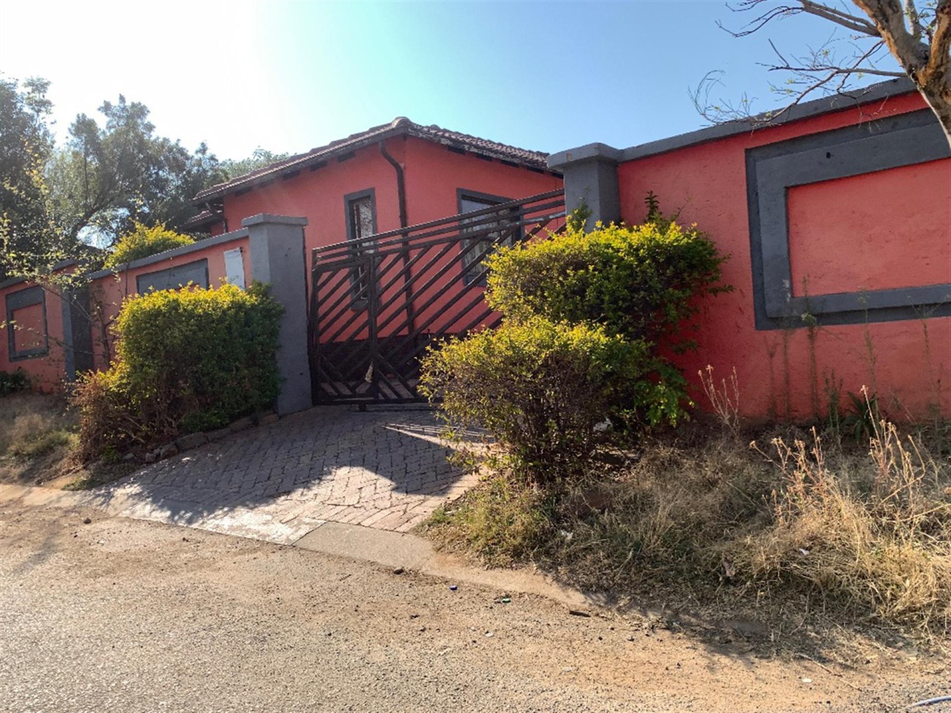 Front View of property in Cosmo City