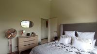 Main Bedroom - 14 square meters of property in Greenstone Hill