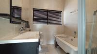 Bathroom 1 - 5 square meters of property in Greenstone Hill