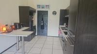 Kitchen - 15 square meters of property in Greenstone Hill