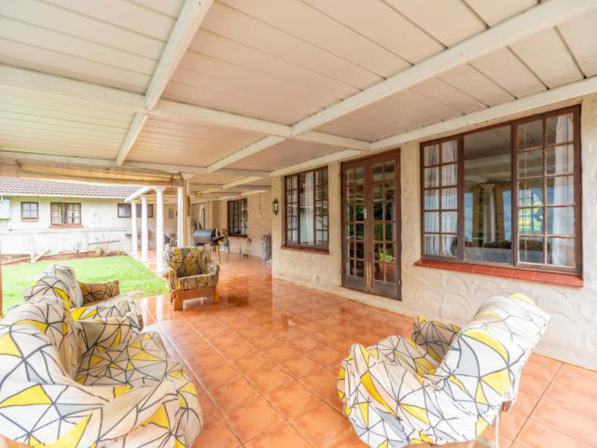 Patio - 106 square meters of property in Everton 