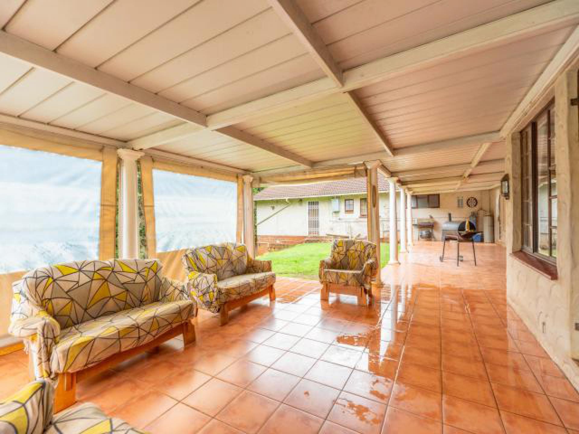 Patio - 106 square meters of property in Everton 