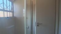 Bathroom 1 - 4 square meters of property in Jackaroo Park