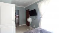 Bed Room 1 - 13 square meters of property in Kyalami Hills