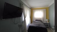 Bed Room 1 - 13 square meters of property in Kyalami Hills