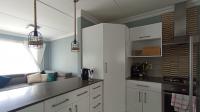 Kitchen - 8 square meters of property in Kyalami Hills