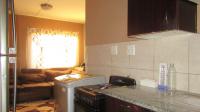Kitchen - 6 square meters of property in Fleurhof
