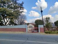 Front View of property in Dewetshof