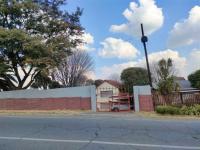 Front View of property in Dewetshof