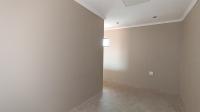 Spaces - 36 square meters of property in The Orchards