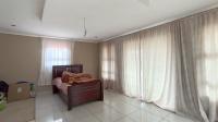 Main Bedroom - 29 square meters of property in The Orchards