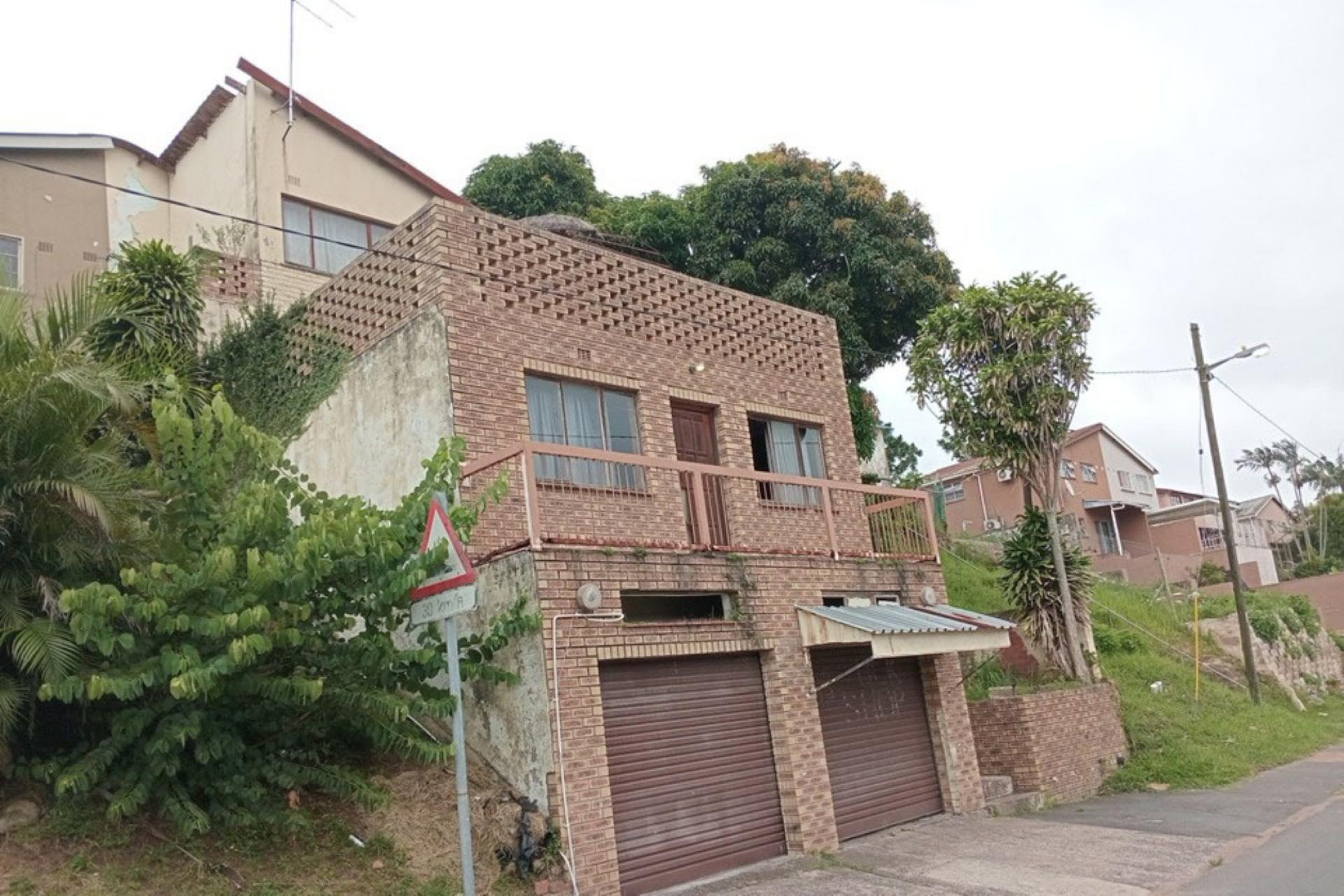 Front View of property in Montford