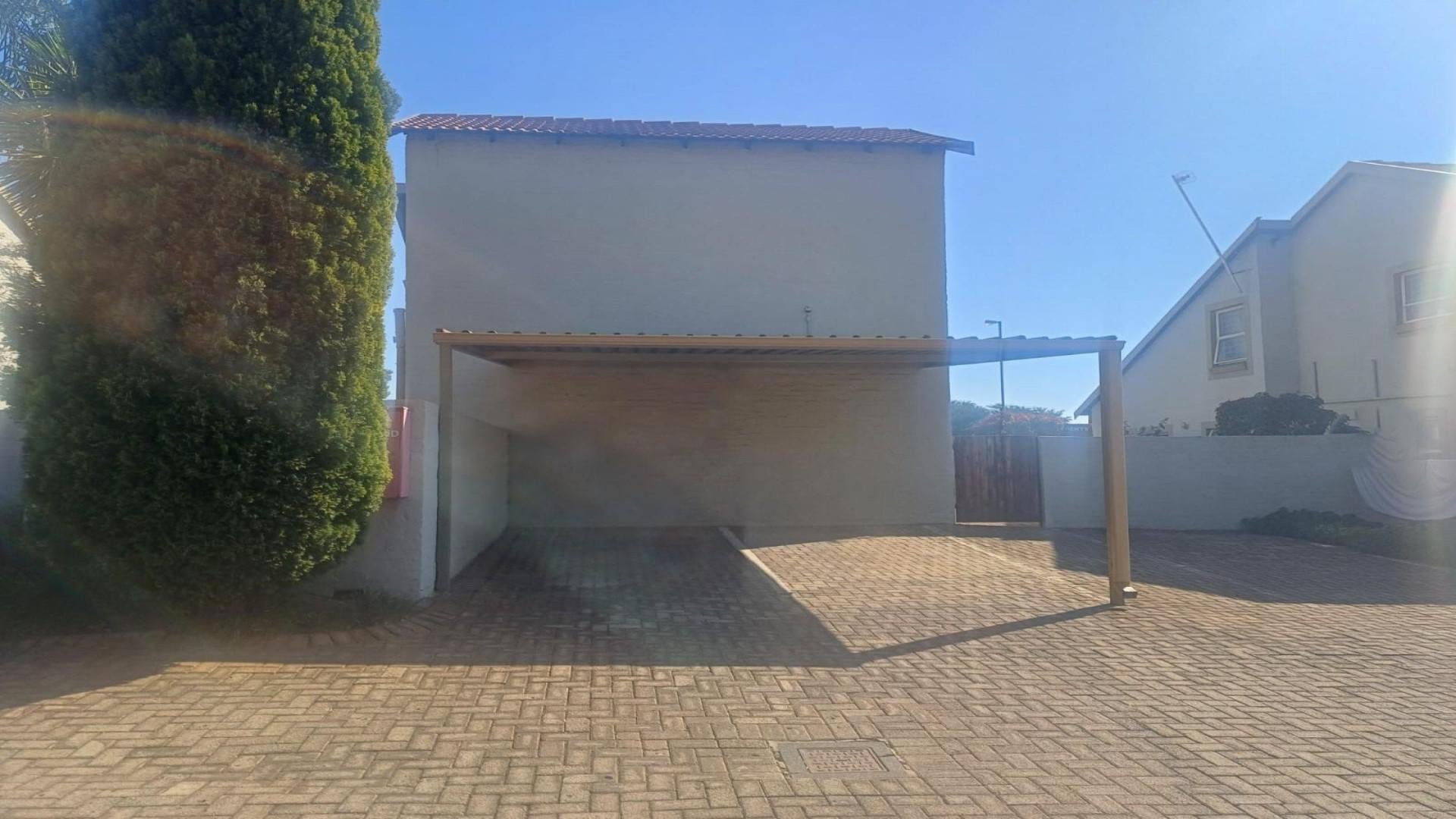 Front View of property in Heuwelsig Estate