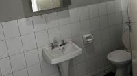 Bathroom 1 of property in Heuwelsig Estate