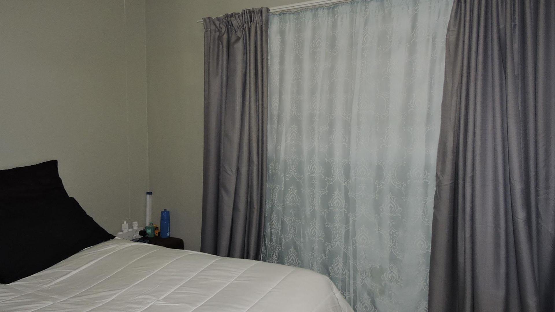 Bed Room 1 - 13 square meters of property in Waterkloof Glen