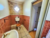 Main Bathroom of property in Delft