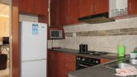 Kitchen - 8 square meters of property in Mohlakeng