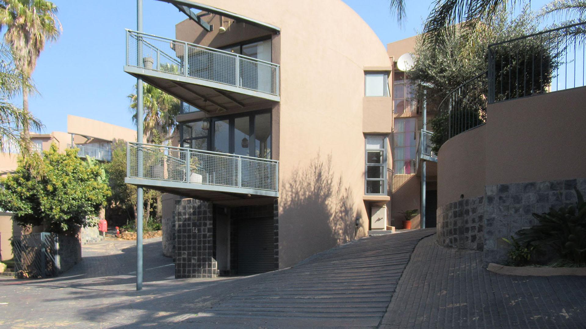 Front View of property in Bassonia