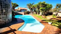 Swimming Pool of property in Bassonia