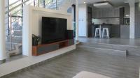 Lounges - 24 square meters of property in Bassonia