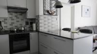 Kitchen - 11 square meters of property in Klippoortjie AH