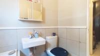 Bathroom 1 - 4 square meters of property in South Hills