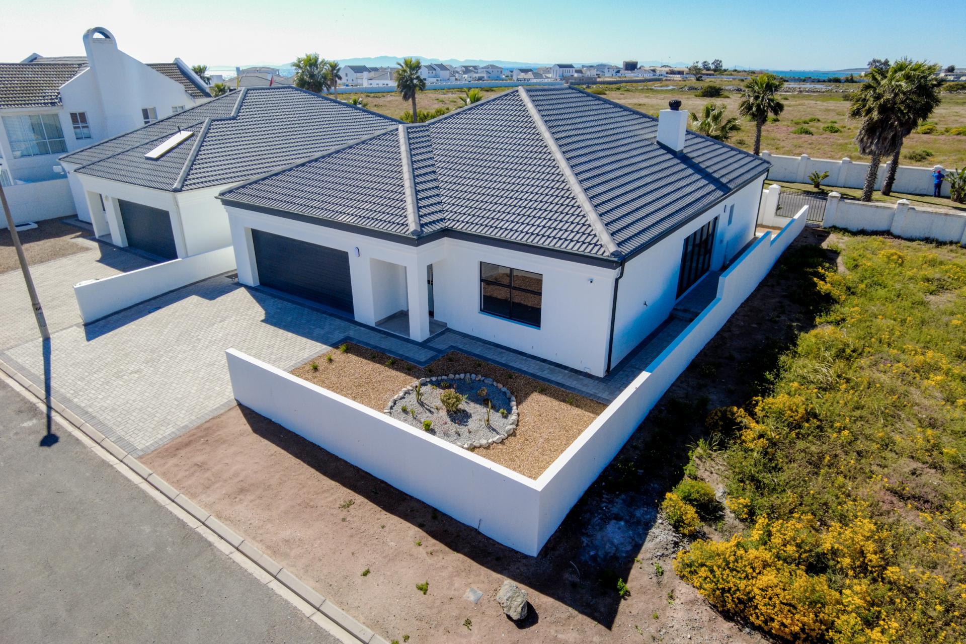 3 Bedroom House for Sale For Sale in St Helena Bay MR58959