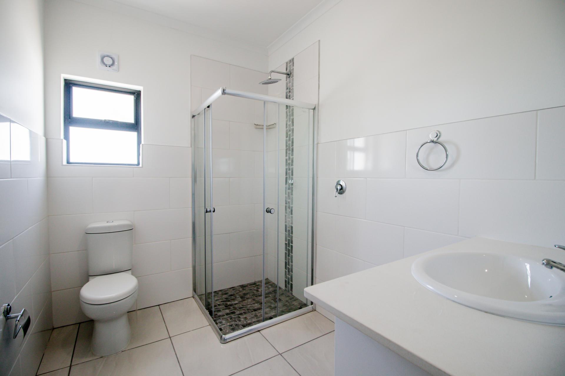 3 Bedroom House for Sale For Sale in St Helena Bay MR58959