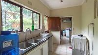Kitchen - 36 square meters of property in Amanzimtoti 