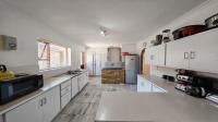Kitchen of property in Rowallan Park