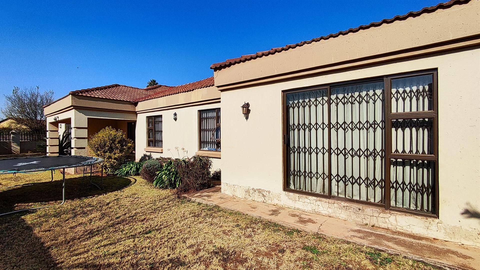 Backyard of property in Dawn Park