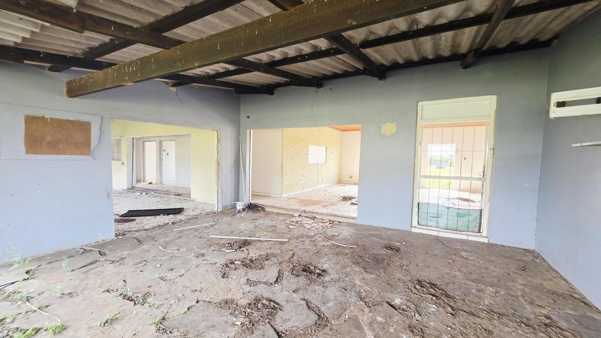 Spaces of property in Empangeni