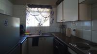 Kitchen - 7 square meters of property in Waterkloof Glen