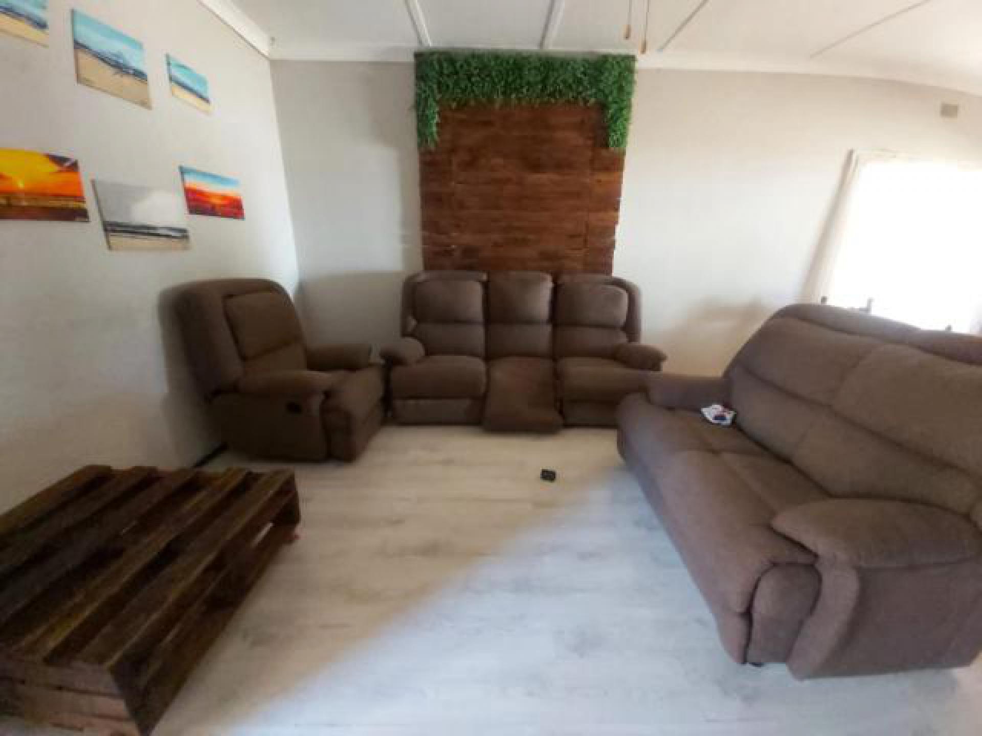 Lounges of property in Stilfontein