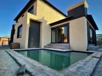  of property in Bendor