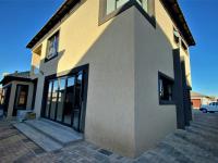  of property in Bendor